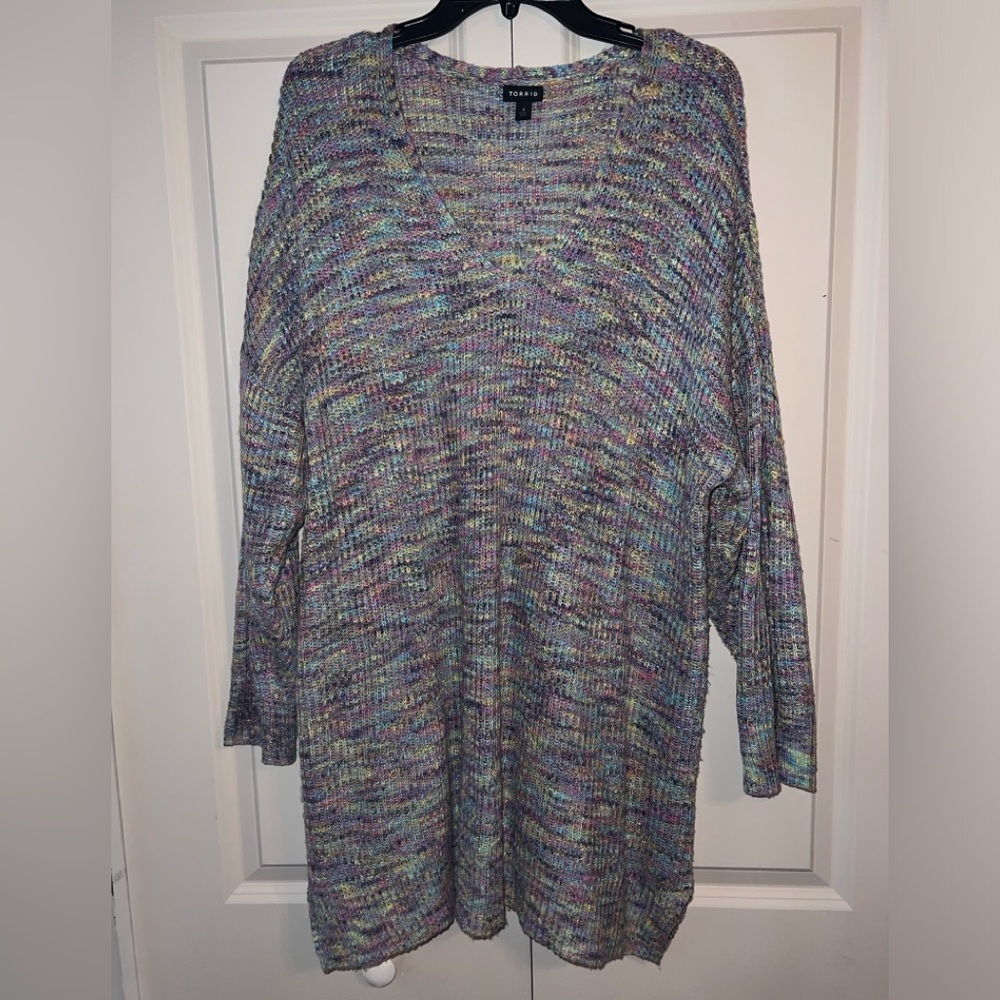***used*** Torrid split side sweater